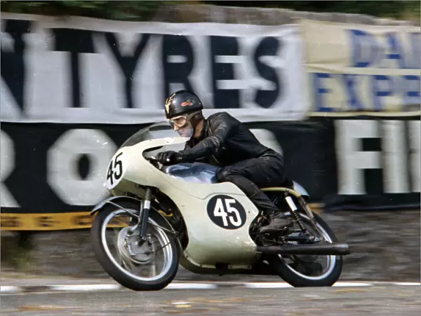 Brian Richards (Honda) 1966 Ultra Lightweight TT