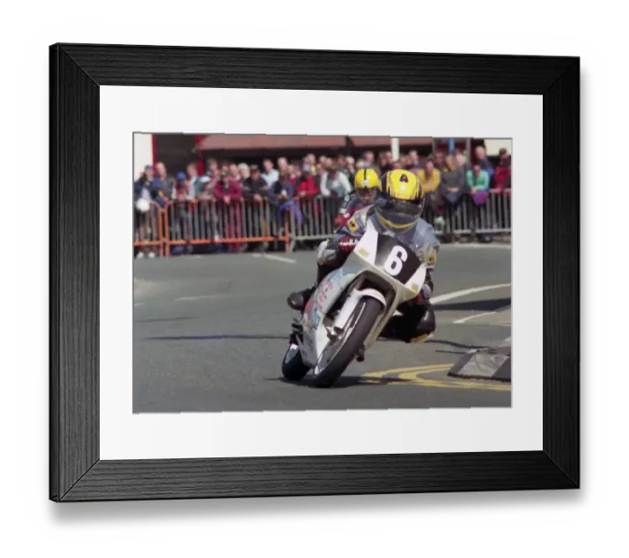 Framed Print : Denis McCullough (Sanyo Honda) 1998 Ultra Lightweight TT Framed Print : Denis McCullough (Sanyo Honda) 1998 Ultra Lightweight TT