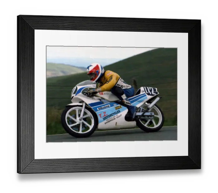 Framed Print : Geoff McMullan (Honda) 1991 Lightweught TT Framed Print : Geoff McMullan (Honda) 1991 Lightweught TT
