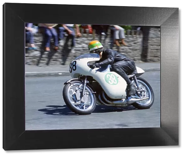Tony McGurk (Yamaha) 1968 Lightweight TT
