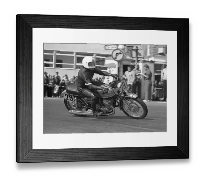 Framed Print : Geoff Pitcher (Suzuki) 1975 Production TT