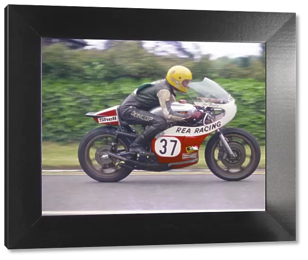 Joey Dunlop (Rea Yamsel) 1977 Classic TT