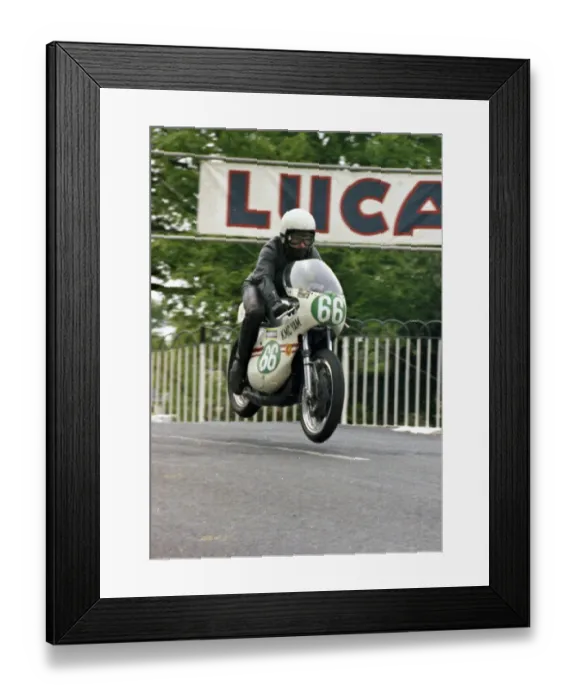 Framed Print : Roy Mitchell (Yamaha) 1974 Lightweight TT Framed Print : Roy Mitchell (Yamaha) 1974 Lightweight TT
