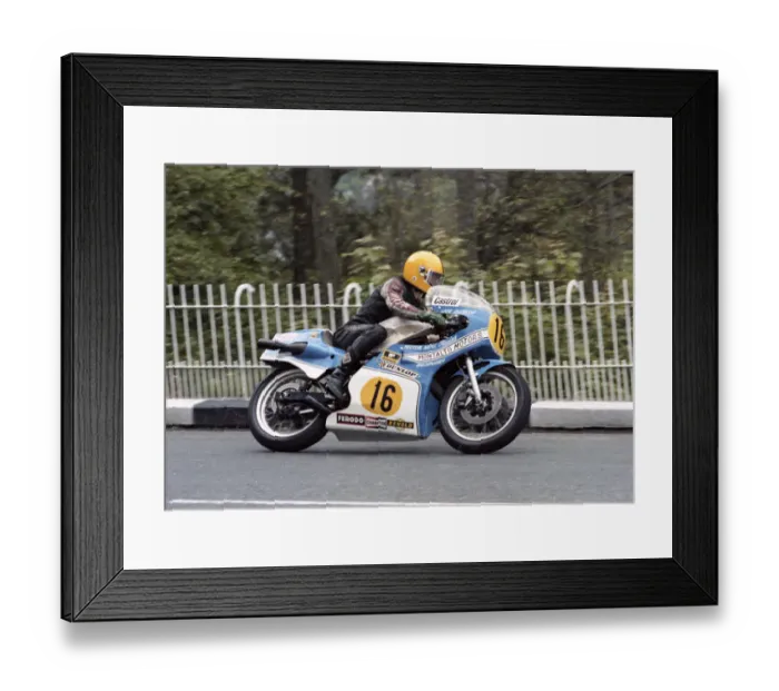 Framed Print : Joey Dunlop (Suzuki) 1979 Senior TT Framed Print : Joey Dunlop (Suzuki) 1979 Senior TT