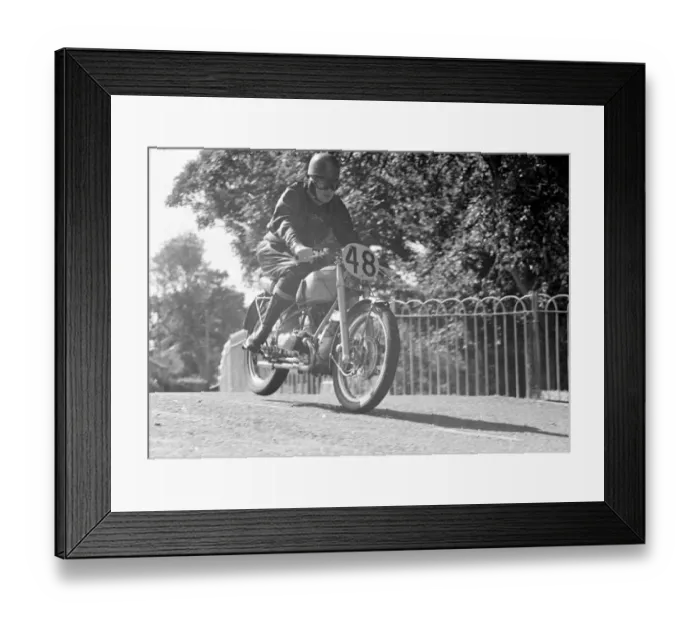 Framed Print : Bob Dowty (Douglas) 1951 Junior Manx Grand Prix Framed Print : Bob Dowty (Douglas) 1951 Junior Manx Grand Prix