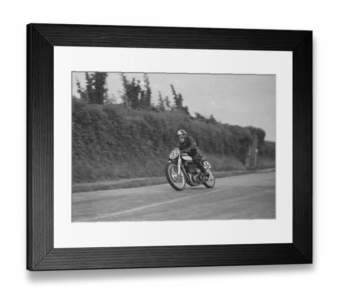 Framed Print : Cromie McCandless (Norton) 1949 Senior Manx Grand Prix Framed Print : Cromie McCandless (Norton) 1949 Senior Manx Grand Prix