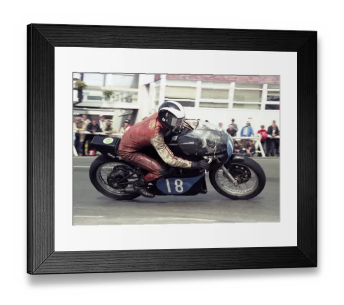 Framed Print : Lee Martin (Yamaha) 1983 Junior Manx Grand Prix Framed Print : Lee Martin (Yamaha) 1983 Junior Manx Grand Prix