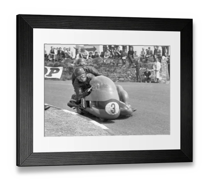 Framed Print : Chris Vncent & Eric Bliss (BSA) 1962 Sidecar TT Framed Print : Chris Vncent & Eric Bliss (BSA) 1962 Sidecar TT