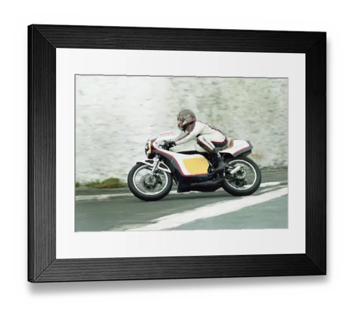 Framed Print : Nigel Wilson (Yamaha) 1982 Southerrn 100 Framed Print : Nigel Wilson (Yamaha) 1982 Southerrn 100