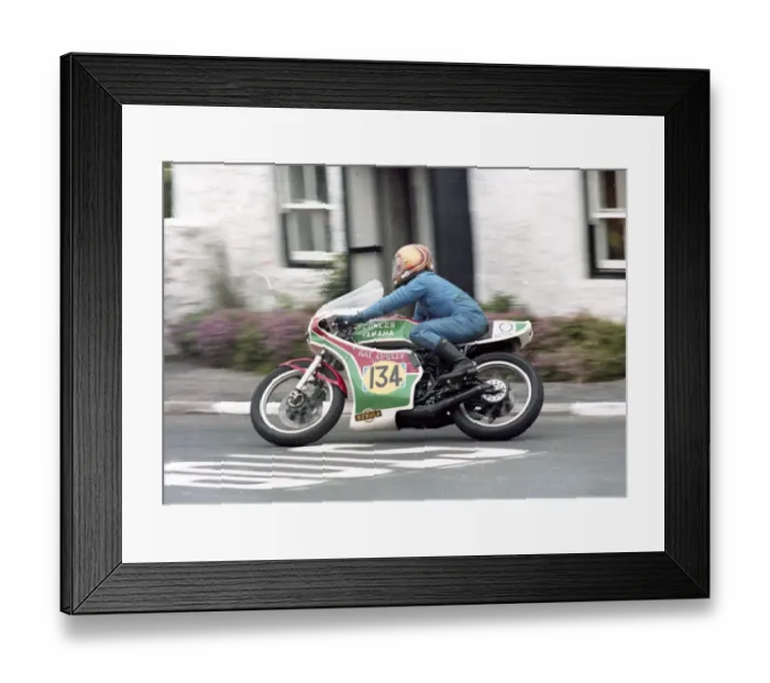 Framed Print : Chris Harris (Cowles Yamaha) 1982 Southern 100 Framed Print : Chris Harris (Cowles Yamaha) 1982 Southern 100