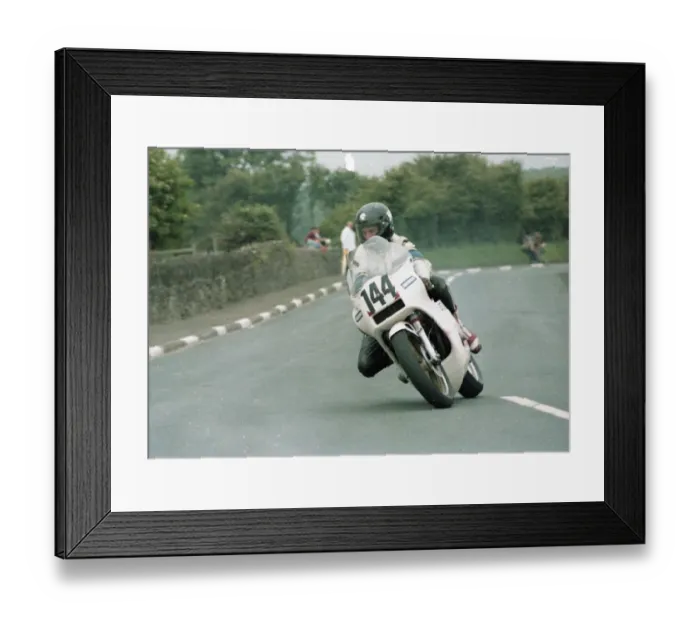 Framed Print : Dave Madsen-Mydgal (Kawasaki) 1982 Southern 100 Framed Print : Dave Madsen-Mydgal (Kawasaki) 1982 Southern 100