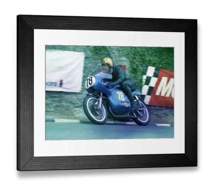 Framed Print : John Wilcox (Bultaco Yamaha) 1972 Lightweight Manx Grand Prix Framed Print : John Wilcox (Bultaco Yamaha) 1972 Lightweight Manx Grand Prix