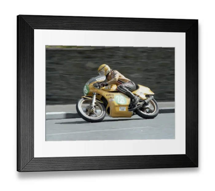 Framed Print : Neil Tuxworth (HLS Yamaha) 1979 Junior TT Framed Print : Neil Tuxworth (HLS Yamaha) 1979 Junior TT