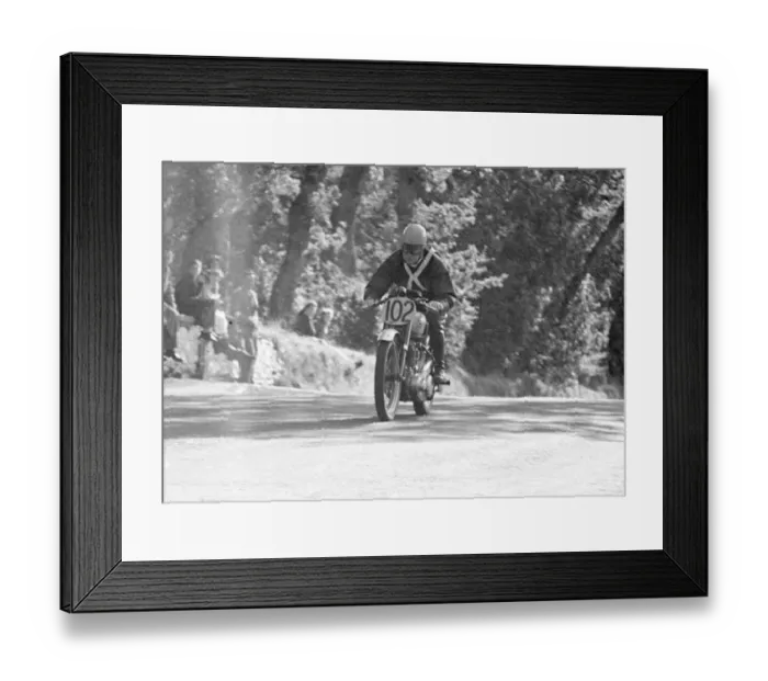 Framed Print : Arnold Henthorn (BSA) 1951 Senior Manx Grand Prix Framed Print : Arnold Henthorn (BSA) 1951 Senior Manx Grand Prix
