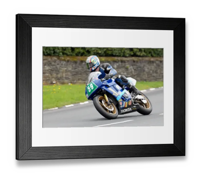 Framed Print : Mick Jordan (Honda) 2011 Lightweight Manx Grand Prix Framed Print : Mick Jordan (Honda) 2011 Lightweight Manx Grand Prix