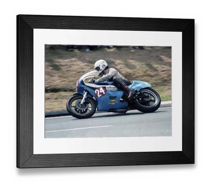 Framed Print : Mark Johns (Suzuki) 1983 Formula One TT Framed Print : Mark Johns (Suzuki) 1983 Formula One TT