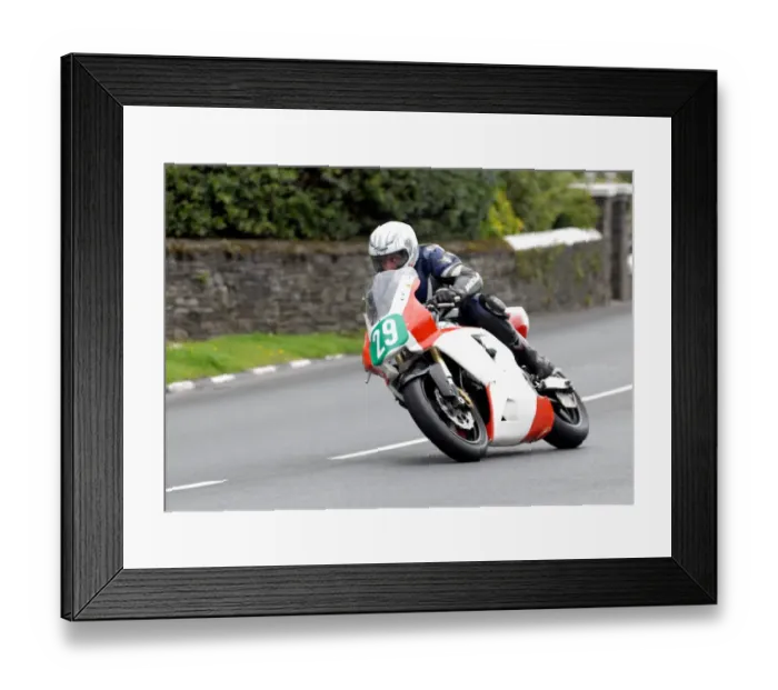 Framed Print : Brian Appleton (Suzuki) 2011 Supertwin Manx Grand Prix Framed Print : Brian Appleton (Suzuki) 2011 Supertwin Manx Grand Prix