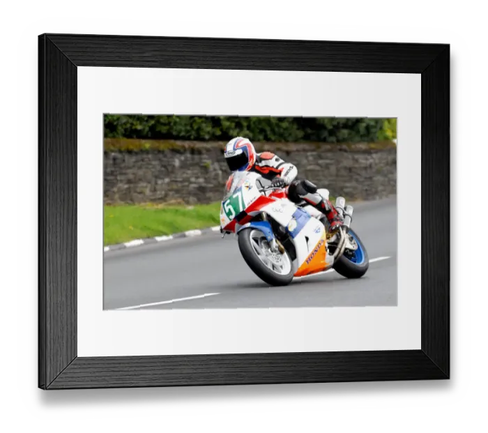 Framed Print : Brian Gordon (Honda) 2011 Lightweight Manx Grand Prix Framed Print : Brian Gordon (Honda) 2011 Lightweight Manx Grand Prix