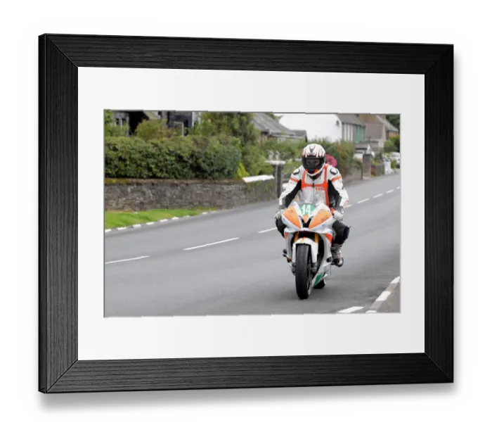 Framed Print : Andrew Farrell (Kawasaki) 2011 Supertwin Manx Grand Prix Framed Print : Andrew Farrell (Kawasaki) 2011 Supertwin Manx Grand Prix