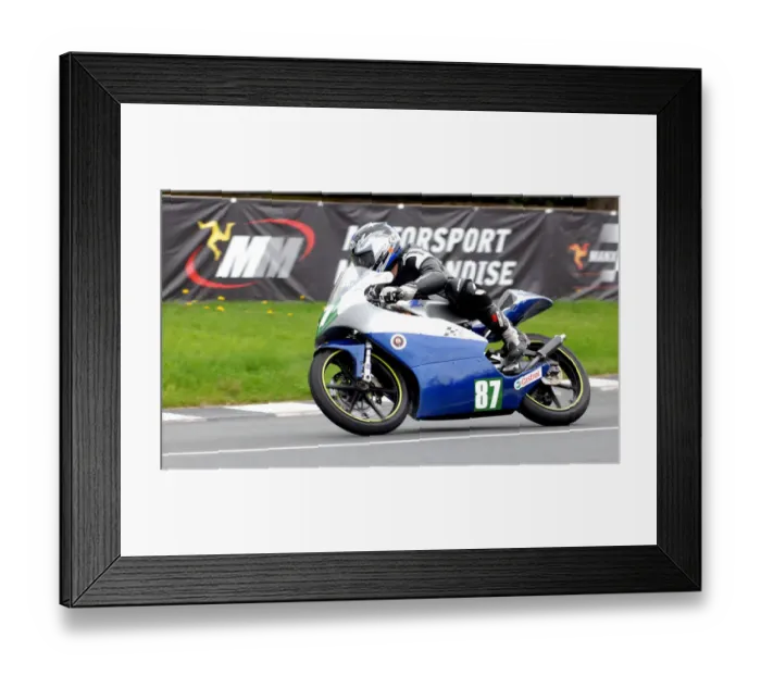 Framed Print : Steve Howard (Honda) 2011 Lightweight Manx Grand Prix Framed Print : Steve Howard (Honda) 2011 Lightweight Manx Grand Prix