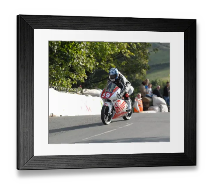 Framed Print : Sarah Boyes (Honda) 2011 Newcomers Manx Grand Prix Framed Print : Sarah Boyes (Honda) 2011 Newcomers Manx Grand Prix