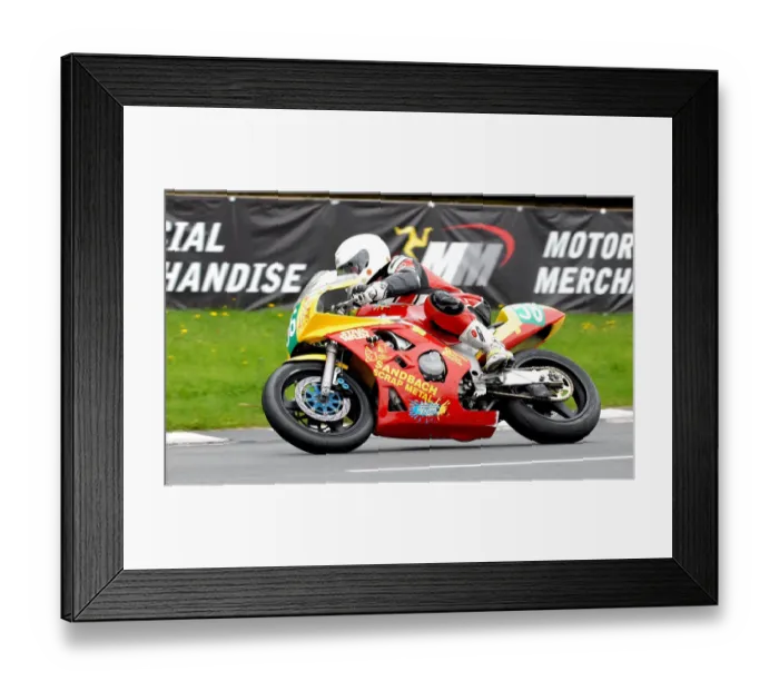 Framed Print : Billy Smith (Yamaha) 2011 Lightweight Manx Grand Prix Framed Print : Billy Smith (Yamaha) 2011 Lightweight Manx Grand Prix