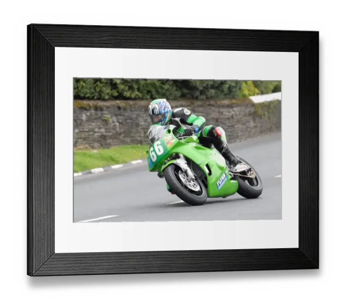 Framed Print : Adam Jones (Kawasaki) 2011 Lightweight Manx Grand Prix Framed Print : Adam Jones (Kawasaki) 2011 Lightweight Manx Grand Prix