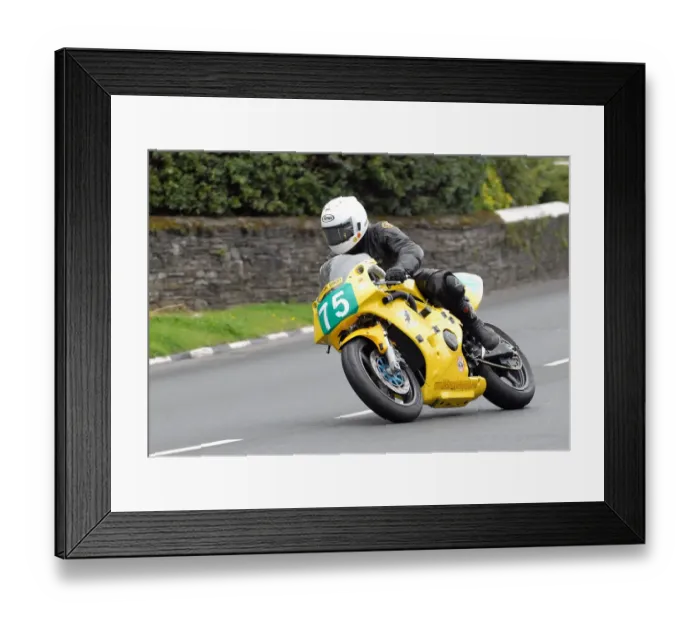Framed Print : Stephen Carr (Kawasaki) 2011 Lightweight Manx Grand Prix Framed Print : Stephen Carr (Kawasaki) 2011 Lightweight Manx Grand Prix