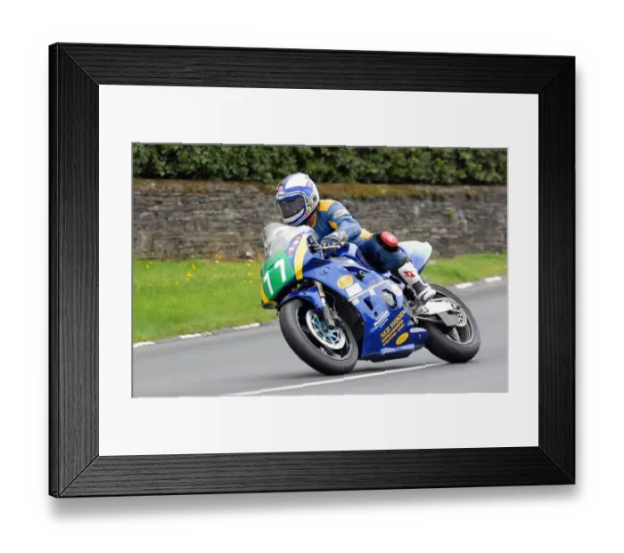 Framed Print : Neil Wood (Kawasaki) 2011 Lightweight Manx Grand Prix Framed Print : Neil Wood (Kawasaki) 2011 Lightweight Manx Grand Prix