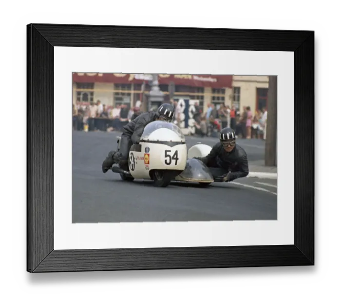 Framed Print : T Harris & B L Harris (Triumph) 1970 500 Sidecar TT Framed Print : T Harris & B L Harris (Triumph) 1970 500 Sidecar TT