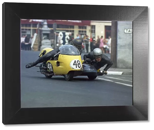 Pete Tyack and P Meehan (Triumph) 1970 500 Sidecar TT