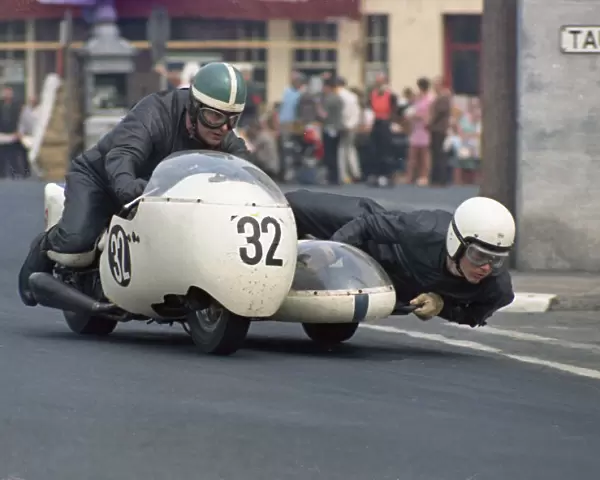 Bill Lomas and Conrad Money (Windrick BSA) 1970 500 Sidecar TT