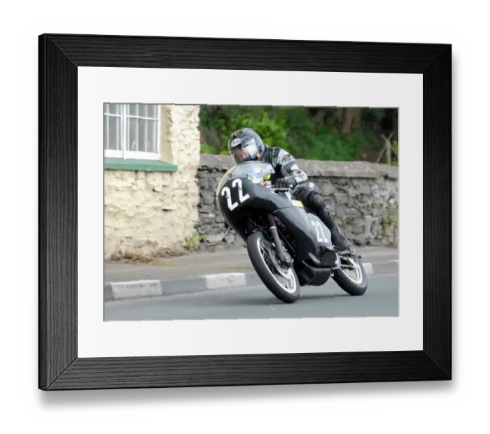 Framed Print : Edward Poole (Norton) 2011 Senior Classic Manx Grand Prix Framed Print : Edward Poole (Norton) 2011 Senior Classic Manx Grand Prix