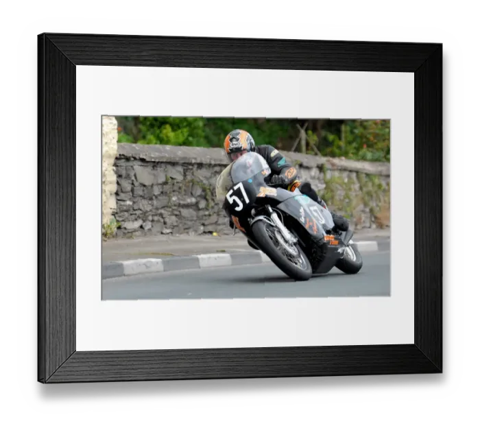 Framed Print : Alec Whitwell (Honda) 2011 Formula Classic Manx Grand Prix Framed Print : Alec Whitwell (Honda) 2011 Formula Classic Manx Grand Prix