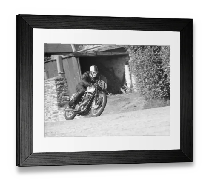 Framed Print : Jack Fryer (BSA) 1958 Junior Snaefell Manx Grand Prix Framed Print : Jack Fryer (BSA) 1958 Junior Snaefell Manx Grand Prix
