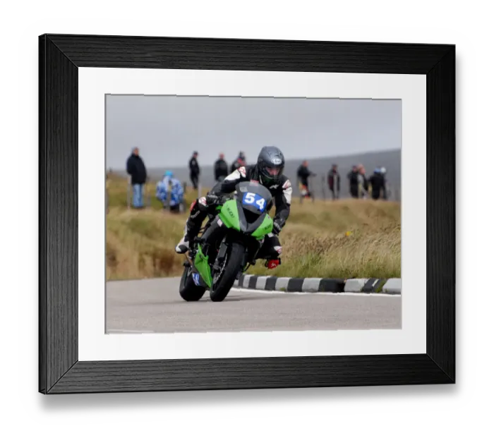 Framed Print : Darryl McGowan (Kawasaki) 2011 Junior Manx Grand Prix Framed Print : Darryl McGowan (Kawasaki) 2011 Junior Manx Grand Prix