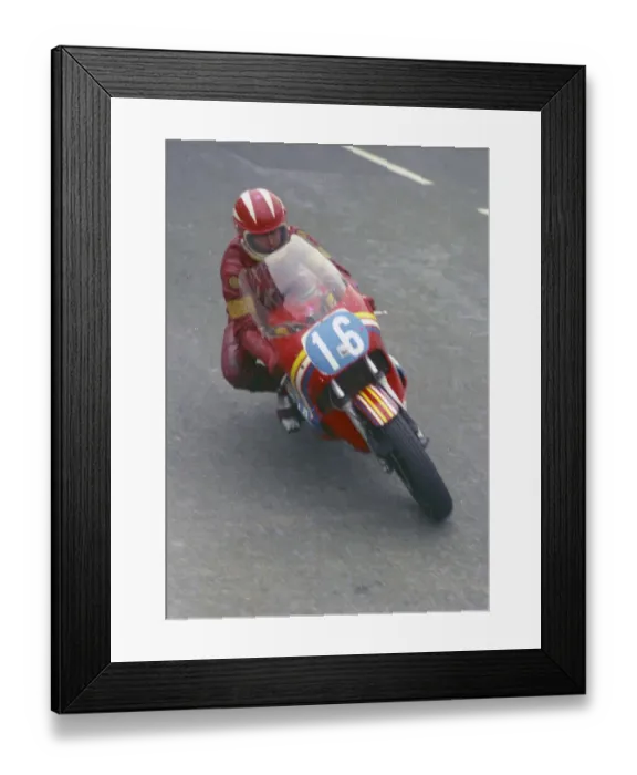 Framed Print : George Fogarty (Suzuki) 1977 Jubilee TT Framed Print : George Fogarty (Suzuki) 1977 Jubilee TT