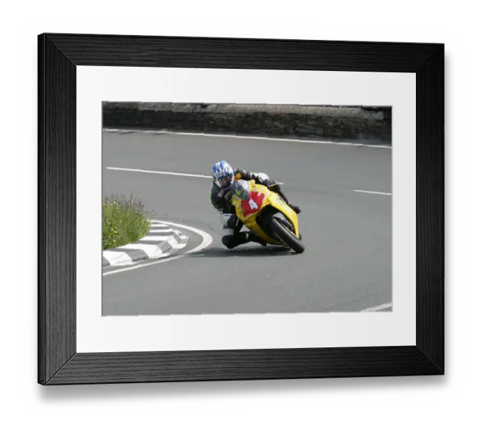 Framed Print : Martin Finnegan (Honda) 2005 Superstock TT Framed Print : Martin Finnegan (Honda) 2005 Superstock TT