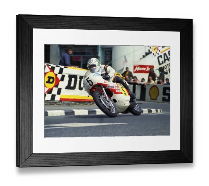 Framed Print : Mick Grant (Yamaha) 1973 Senior TT Framed Print : Mick Grant (Yamaha) 1973 Senior TT