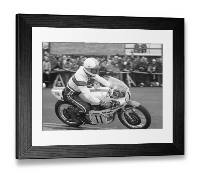Framed Print : Billy Guthrie (Yamaha) 1977 Senior TT