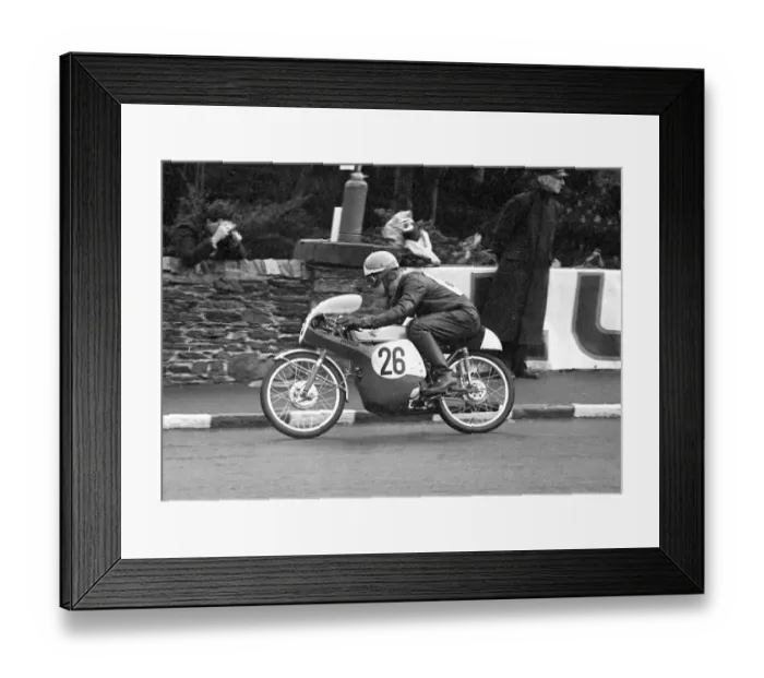 Framed Print : Les Griffiths (Honda) 1965 50cc TT Framed Print : Les Griffiths (Honda) 1965 50cc TT