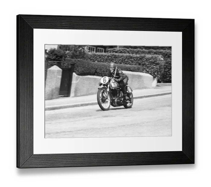 Framed Print : J E Guest (Norton) 1954 Senior Clubman TT Framed Print : J E Guest (Norton) 1954 Senior Clubman TT