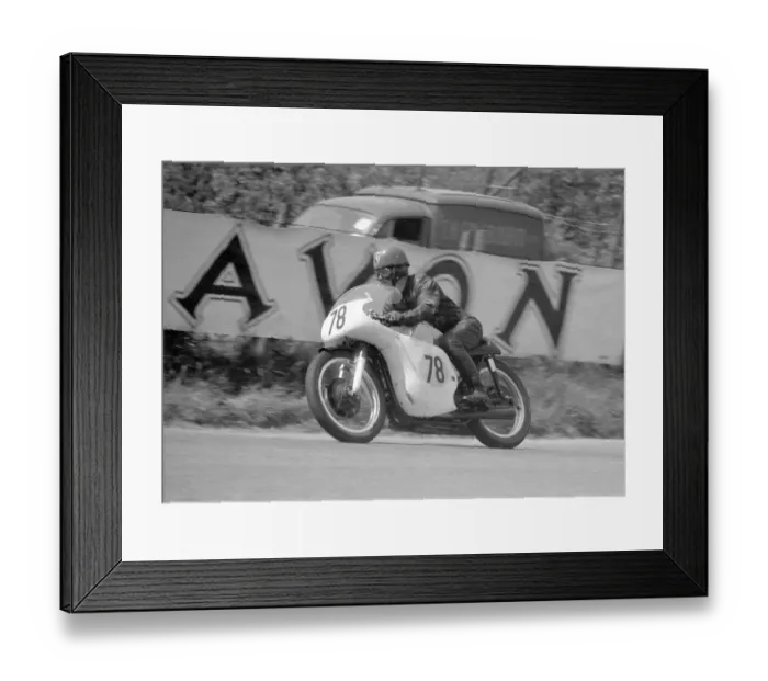 Framed Print : Jack Gow (Norton) 1962 Senior TT Framed Print : Jack Gow (Norton) 1962 Senior TT