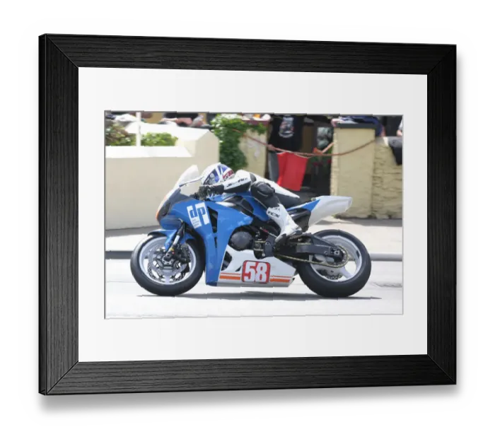 Framed Print : David Johnson (Honda) 2010 Superstock TT Framed Print : David Johnson (Honda) 2010 Superstock TT