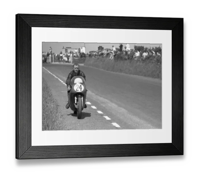 Framed Print : Jack Ahearn (Norton) 1962 Senior TT Framed Print : Jack Ahearn (Norton) 1962 Senior TT