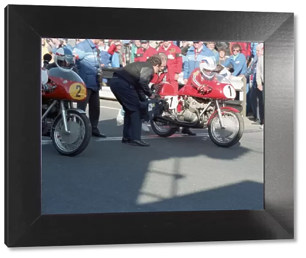 Eduardo Castelli (MV) 1990 TT Parade Lap