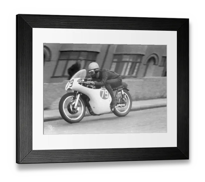 Framed Print : Jack Ahearn (Matchless) 1958 Senior TT Framed Print : Jack Ahearn (Matchless) 1958 Senior TT