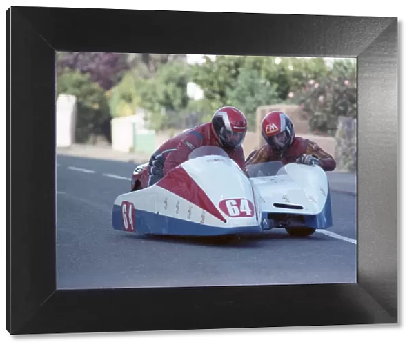 Howard Langham & Steve Langham (Yamaha) 1990 Sidecar TT