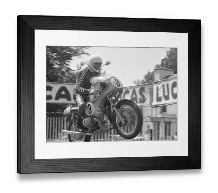 Framed Print : Helmut Dahne (BMW) 1975 Formula 750 TT Framed Print : Helmut Dahne (BMW) 1975 Formula 750 TT