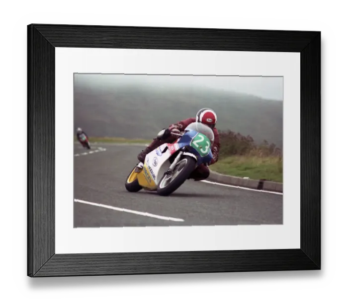 Framed Print : Dave Montgomery (Yamaha) 1989 Lightweight Manx Grand Prix Framed Print : Dave Montgomery (Yamaha) 1989 Lightweight Manx Grand Prix